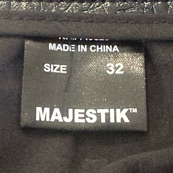 MAJESTIK Bold Faux Leather Black Croc-Embossed Stacked Pants Size 32 NWT - Picture 8 of 16